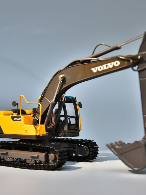 VOLVO Volvo EC220DL модель экскаватора из сплава оригинальное инженерное транспортное средство симуляция экскаватор орнаменты