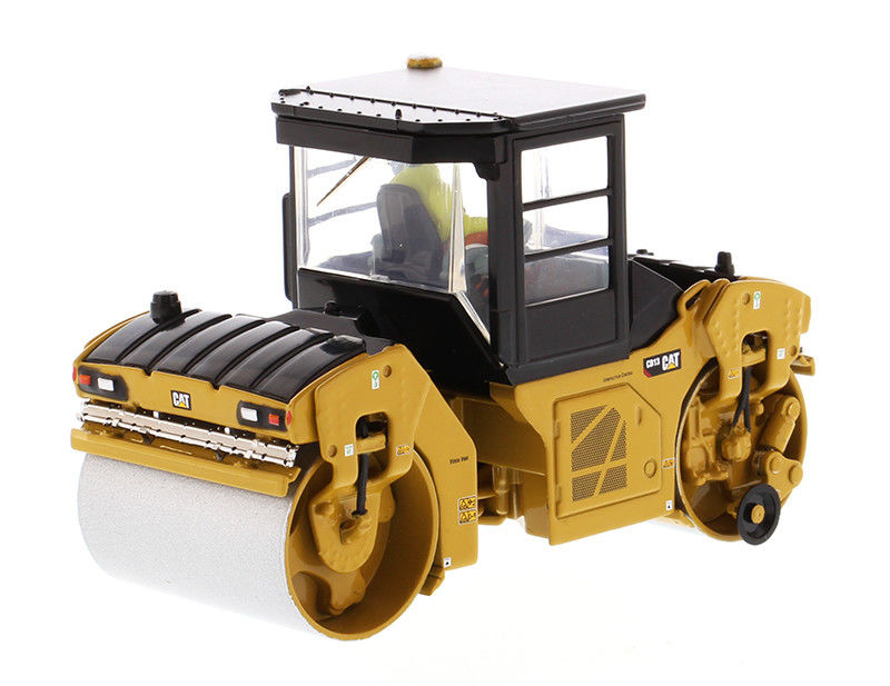 CAT CB-13 Road Roller Diecast Model 1/50 Scale Alloy Construction Vehicle Replica (Стальная реплика автомобиля из сплава)