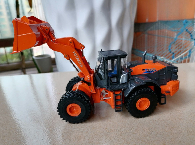 Подлинный 1/50 Hitachi ZAXIS250LC-5 ZX200 ZX350LC-6 экскаватор Diecast Модель игрушка