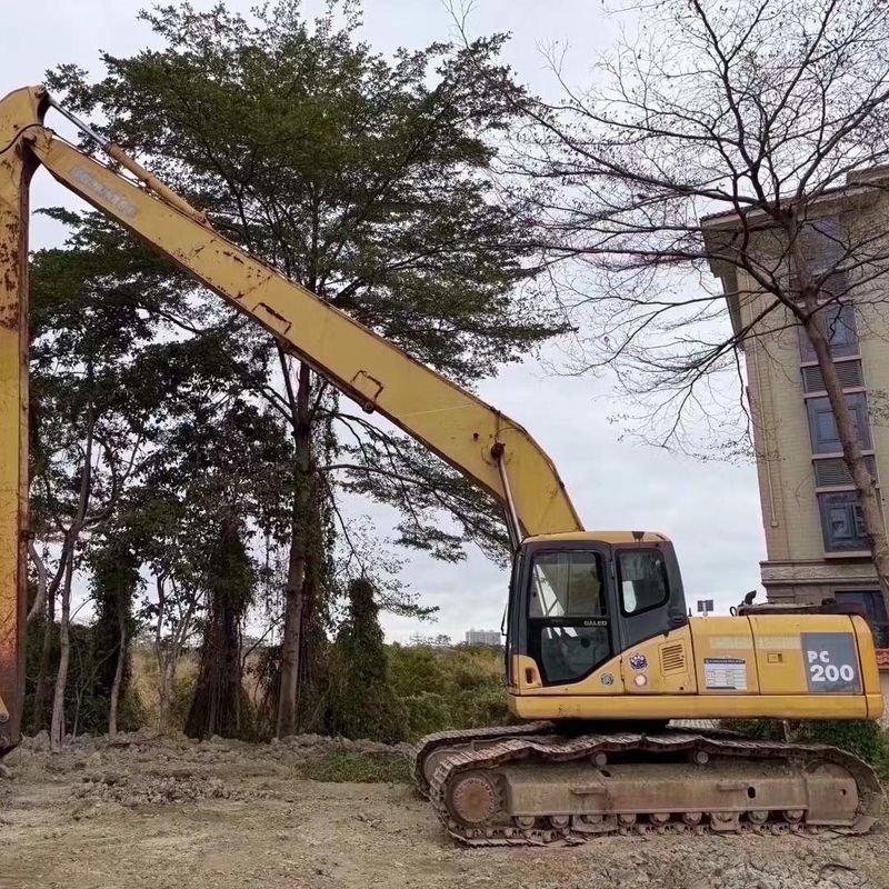 Мощный эксплуатируемый экскаватор Komatsu PC200-7 с 18 м длинной рукой для тяжелого строительства