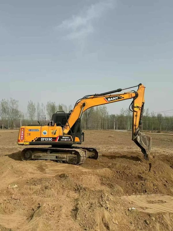 Использованный экскаватор SANY SY135 13,5 тонны для строительства Горнодобывающие земляные приложения