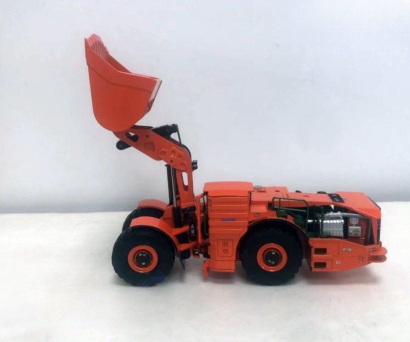 Komatsu WX220H 1:50 Гибридный подземный погрузчик Сплавный машиностроитель
