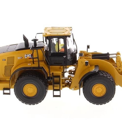 DM Новый колесный погрузчик 982 XE, масштаб 1/50, модель из сплава, 85685, Diecast Masters