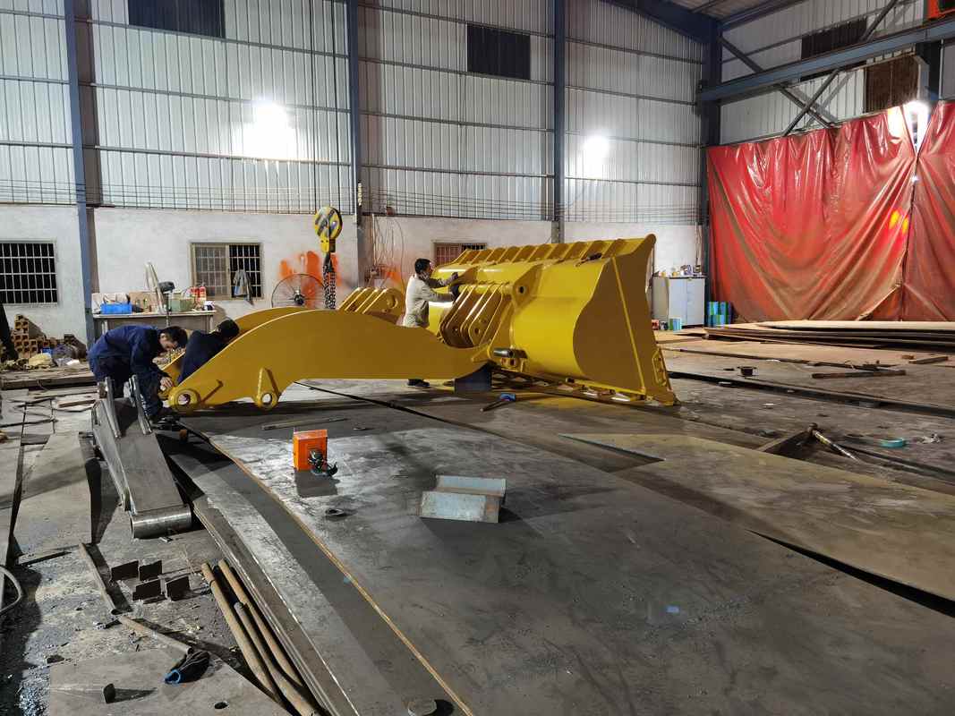 Специализированный 5,5 кубических метров экскаватор ведро для Cat 980 колесного погрузчика - Heavy Duty Q355B Rock Bucket