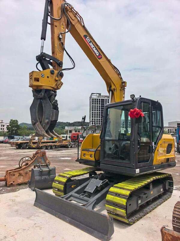 98% Новый экскаватор XCMG XE75G с резиновой подкладкой